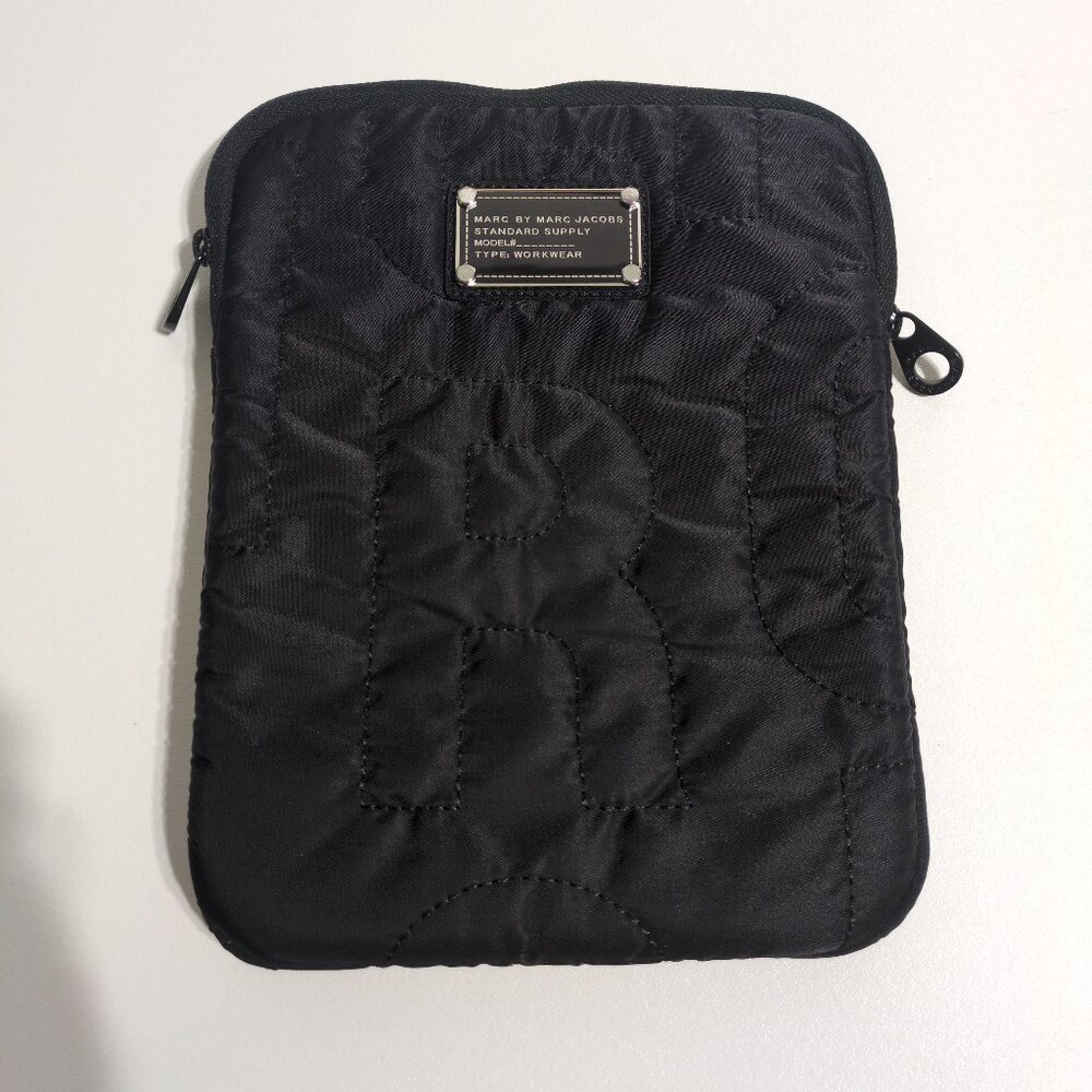 Marc By Marc Jacobs Tablet Tech Sleeve Black Zippered Pouch Quilted Nylon
